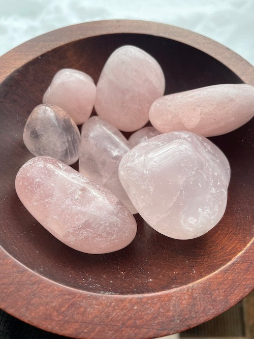 rose quartz stones