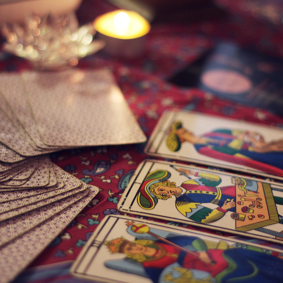 Intuitive Offerings: Readings & Mystic Vibes